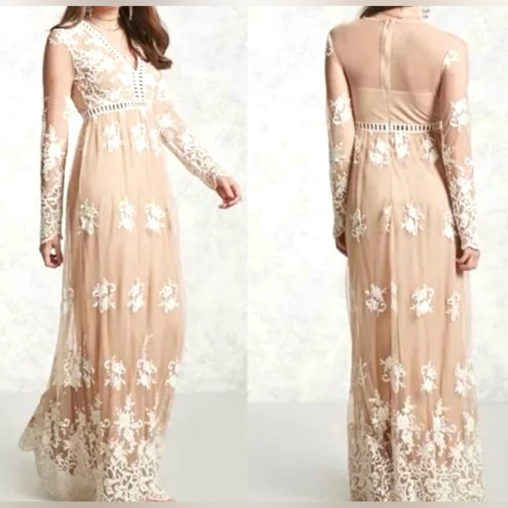 Chic Tan and Cream Long Sleeve Gown Size Small